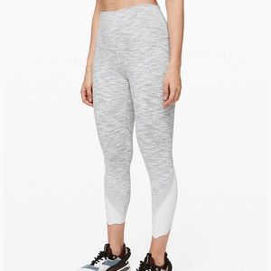 Lulu wunder under crops